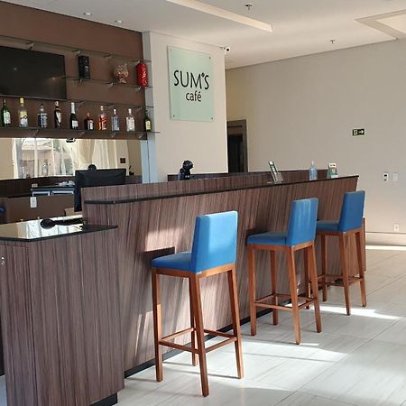 Summit Suites Hotel ปินดามอญญานกาบา ภายนอก รูปภาพ