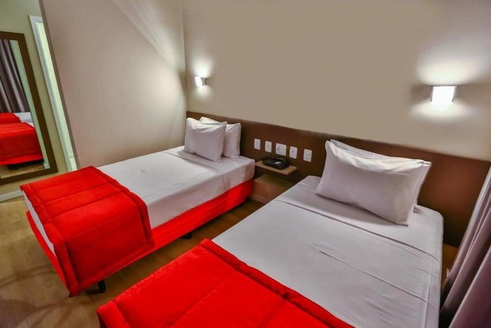 Summit Suites Hotel ปินดามอญญานกาบา ภายนอก รูปภาพ