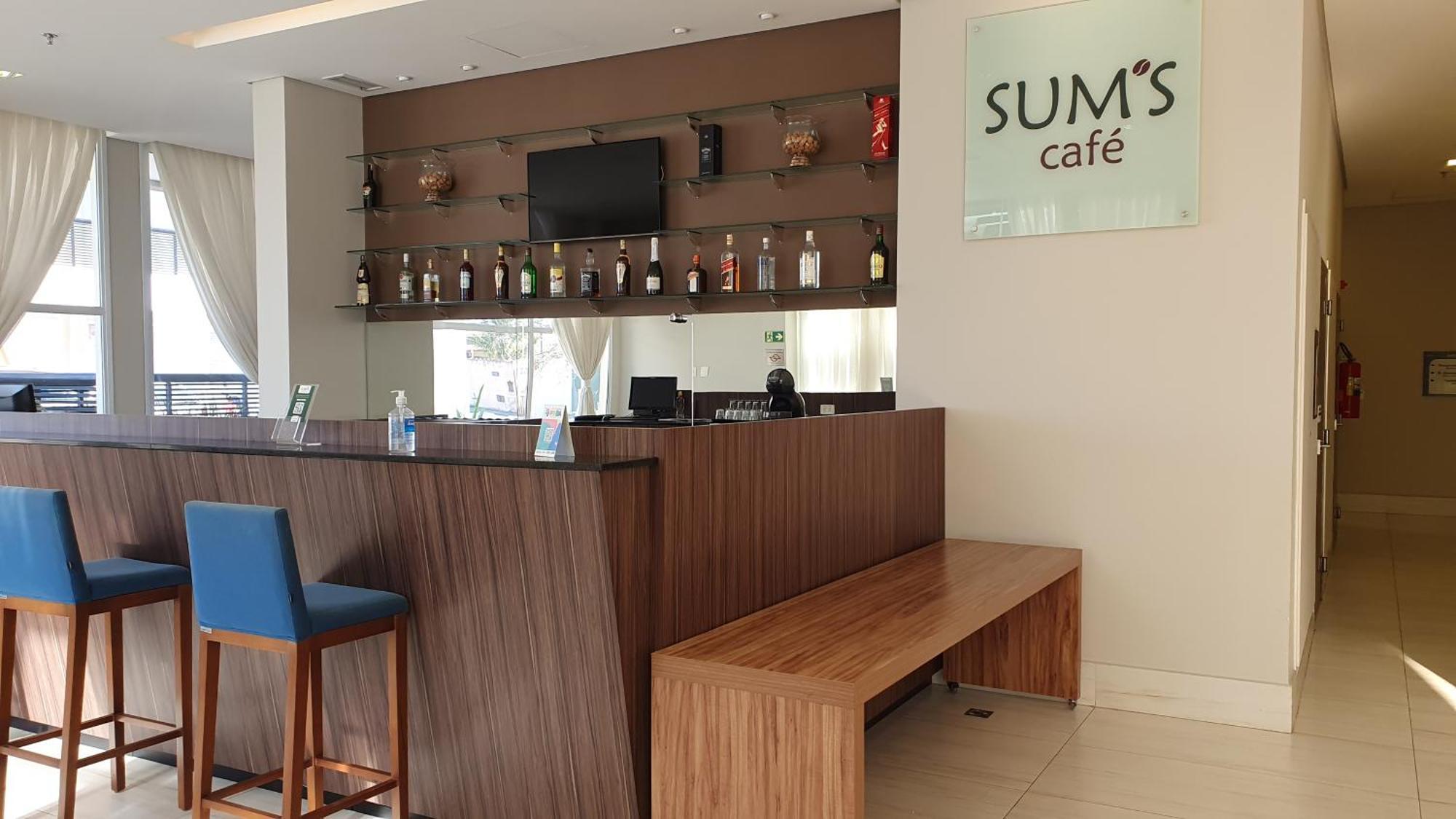 Summit Suites Hotel ปินดามอญญานกาบา ภายนอก รูปภาพ