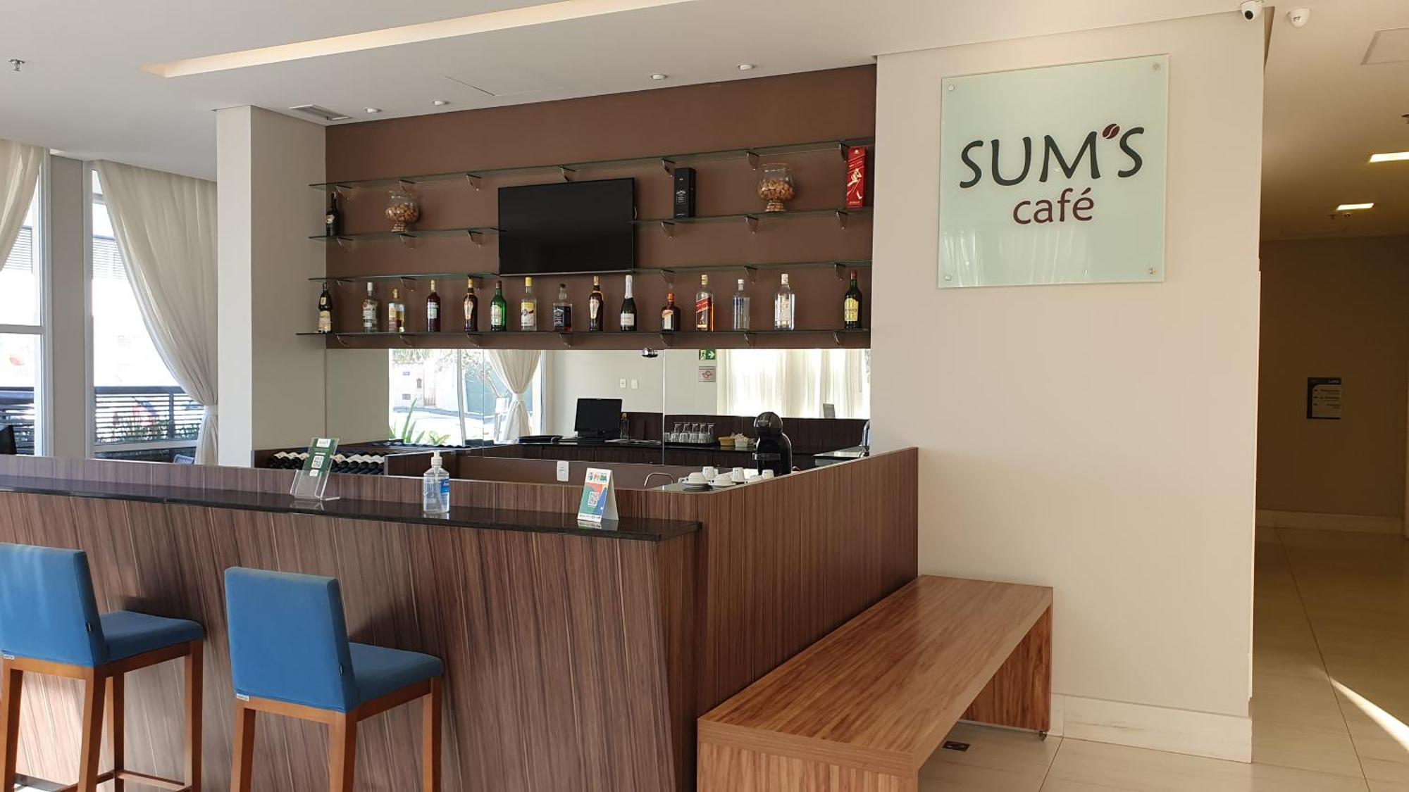 Summit Suites Hotel ปินดามอญญานกาบา ภายนอก รูปภาพ